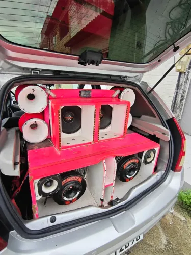 Som automotivo