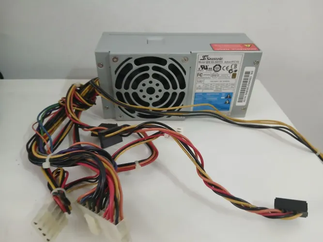 Fonte p gabinete sim 300w 80plus 110/220v r$89, usada ótimo estado