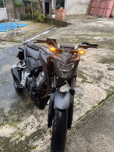 Honda CB 300F Twister 2024 CBS | Única dona