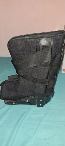 Vendo bota ortopédica