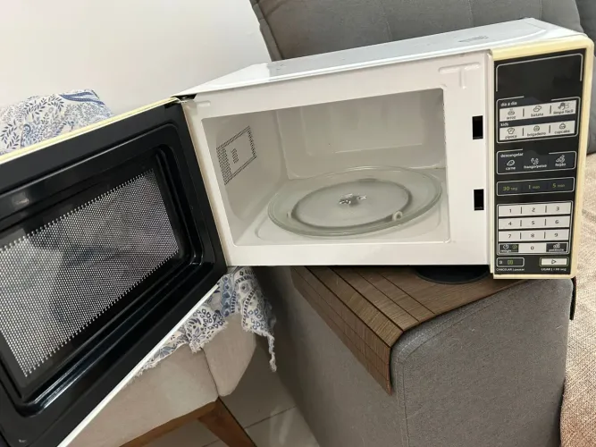 Vende-se micro-ondas funcionando