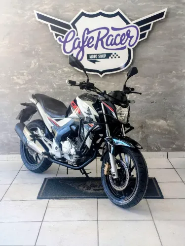 CB 250F Twister a baixo da Fipe