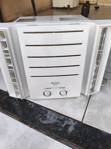 Ar condicionado Springer 7,500 BTUs 220w