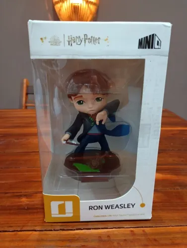 MiniCo Ron Weasley with Broken Wand - Harry Potter Iron Studios (Lacrado)