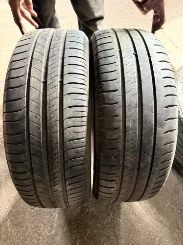 PAR DE PNEUS 195/55/16 MICHELIN SEMINOVOS