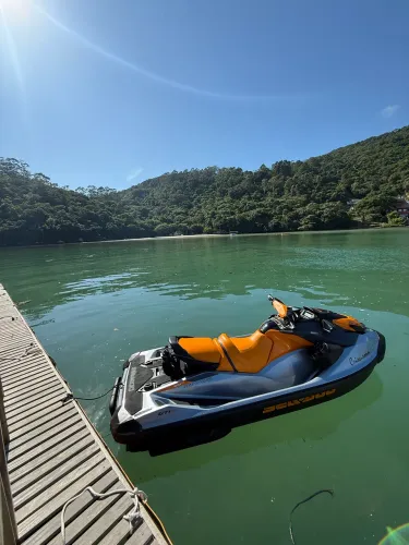 Jet Ski Seadoo GTI 170 ano 2020