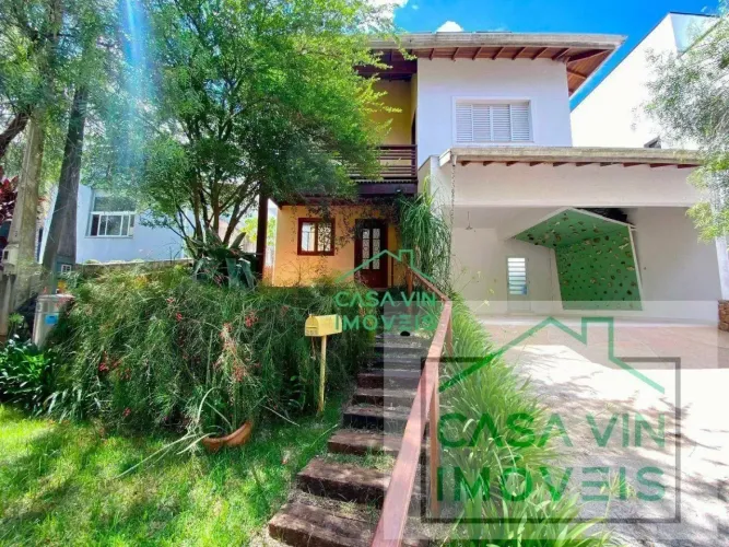 Casa com 3 dormitórios à venda, 244 m² por R$ 1.560.000,00 - Loteamento Recanto dos Paturi