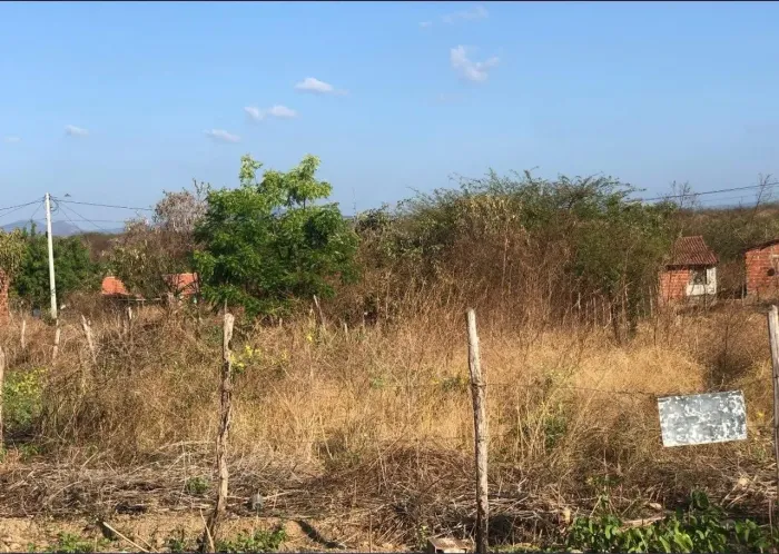 Terreno em Caridade
