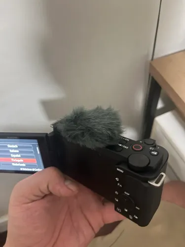Câmera Sony ZV-E10 para vlogging e conteúdo não vem com a lente