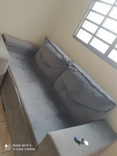 Sofá de 2 e 3 lugares de Suede R$1.200,00