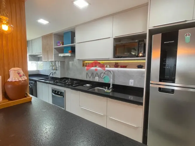 Apartamento para Venda em Lauro de Freitas, Buraquinho, 3 dormitórios, 3 banheiros, 1 vaga