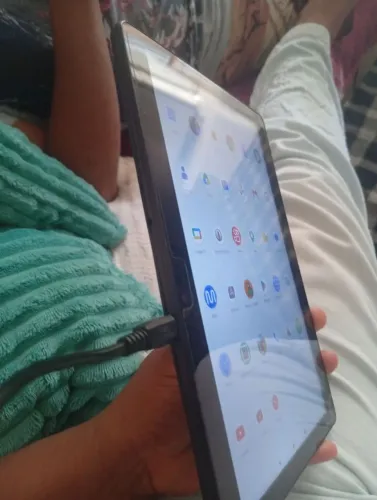 Vendo tablet Multilaser M10A R$600 