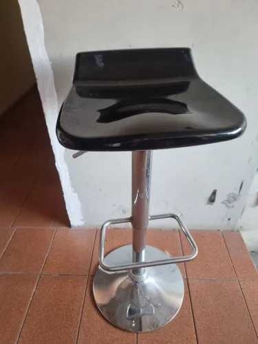 Banquete barzinho balcão.