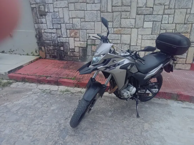 Vendo MOTO XRE 300