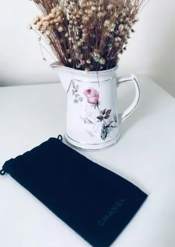 Case Chanel original para óculos