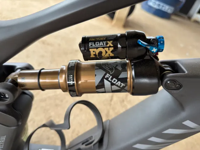 Canyon Spectral CF 9