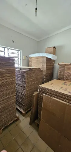 Caixas de Papelão caixas para Mudanças residênciais e comerciais caixas padrão onda dupla