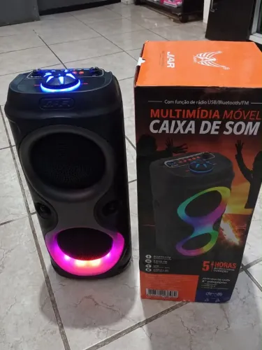 Caixa de som Bluetooth Portátil Com Led RGB | Grave forte e bateria longa!