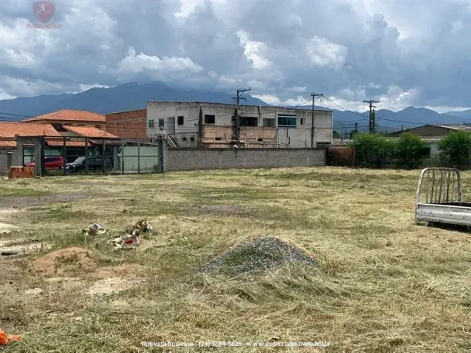 Oportunidade de lote para venda ou aluguel no bairro Itapuca!