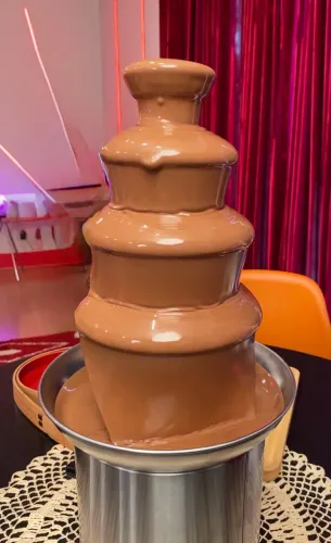 Cascata de chocolate 4 andares