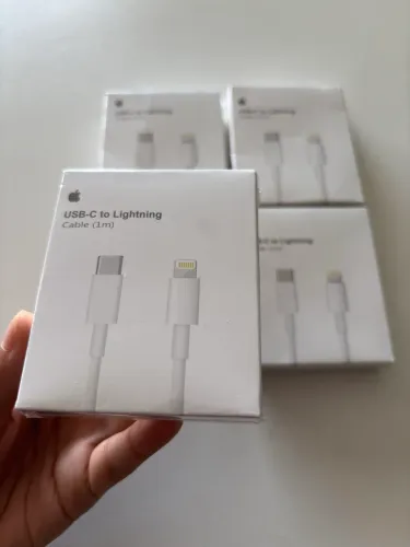 Cabo de carregamento TipoC para IPhone .