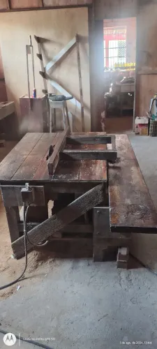 Máquinas industriais de madeira