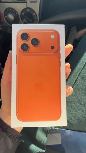iPhone 17 Pro 512GB - Laranja Cósmico