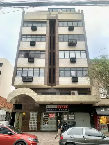 Imóvel para venda possui 34 metros quadrados em Passo da Areia - Porto Alegre - RS
