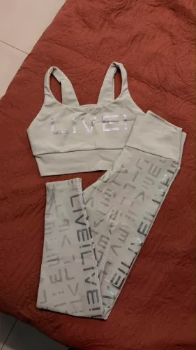 Conjunto fitness live original P novo
