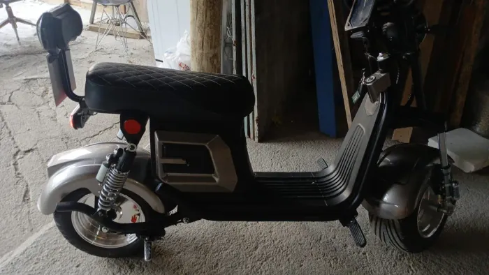 Vendo scooter elétrica sudu k6 semi nova 