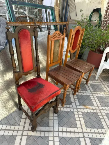 Cadeira Antiga De Madeira Maciça Jacarandá / Cadeira Para Restauro - Retirada Em Olaria