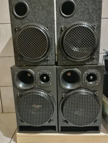 Caixas de som gabinetes vazias