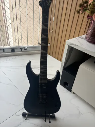 Guitarra Jackson