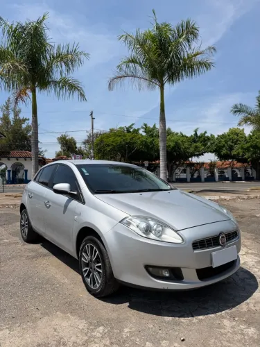 Fiat Bravo Essence 1.8 Flex 16V 5P 2014