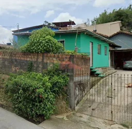Casa Padrão duas casas em um só lugar