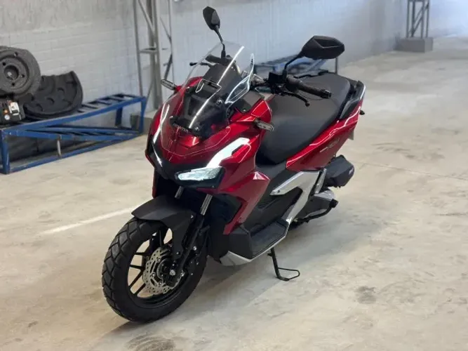 Honda Adv 160 2025