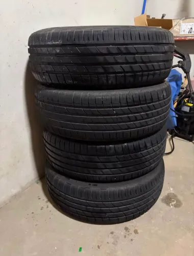 Pneus 215/65/16. 10 dias de uso