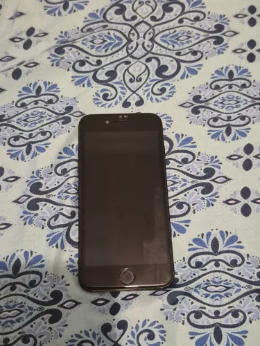 Iphone 7 preto + carregador