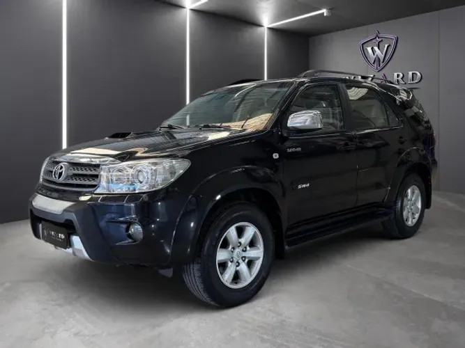 Toyota Hilux SW4 SRV D4-d 4X4 3.0 TDI Dies. AUT 2010