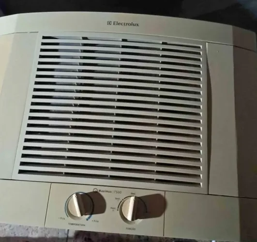 Ar condicionado Eletrolux funcionando perfeitamente só tem a opção frio ?
