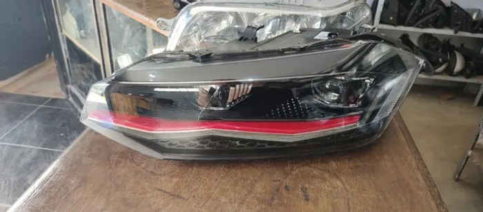 Farol polo 2017 2018 2019  2020 2021 2022 gts