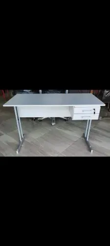 Mesa com 02 gavetas escritório 