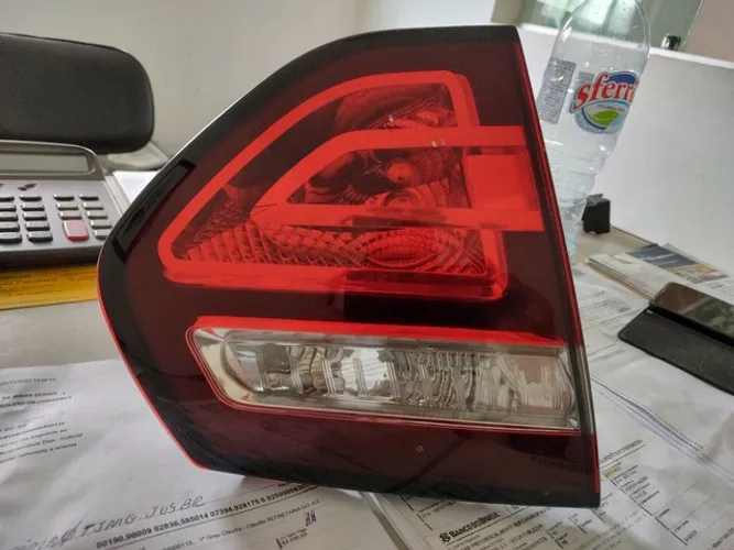 Lanterna traseira esquerda C4 Picasso Original 