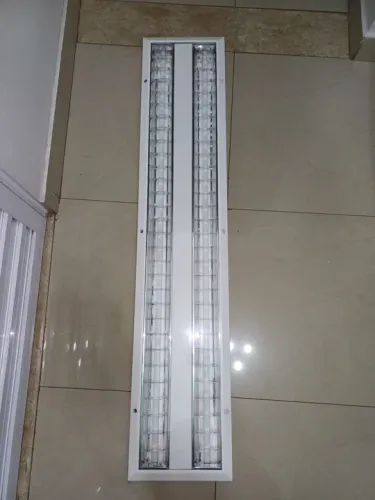 Luminária de Teto para 2 Lâmpadas