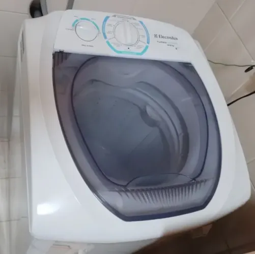 Maquina de Lavar Electrolux Turbo Economia 6 KG 127V
