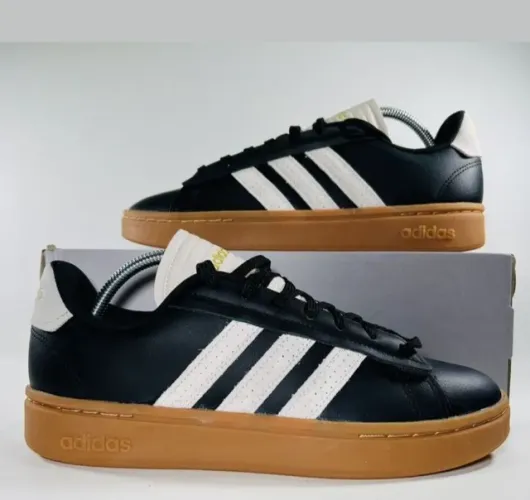 Tênis Adidas grand court 39