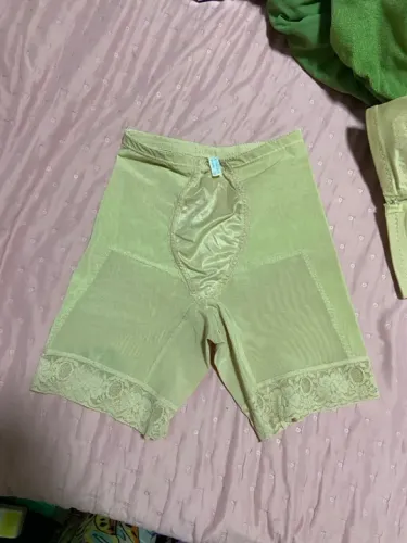 Short modelador bege - Demillus ( TAM g )