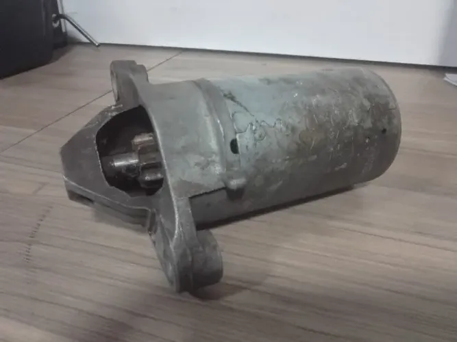 Motor de Arranque Renault Sandero Logan Clio 1.0 8v 16v 2011 a 2016 233000799R