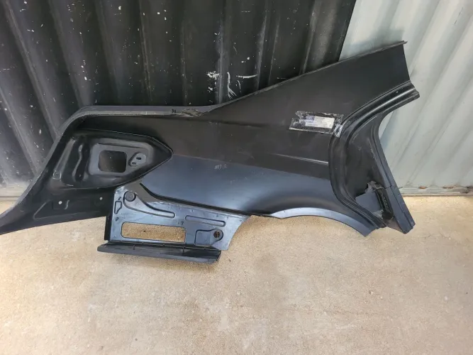 Lateral traseira esquerda mercedes e250 e 350 e 500