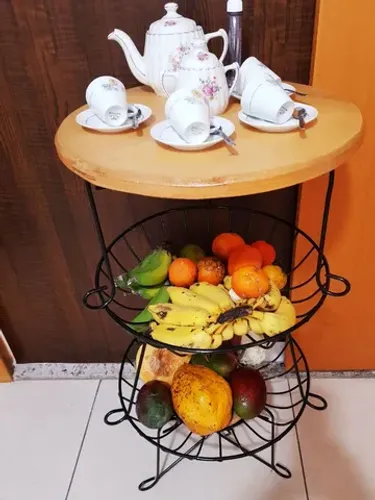 Fruteira com bancada redonda 